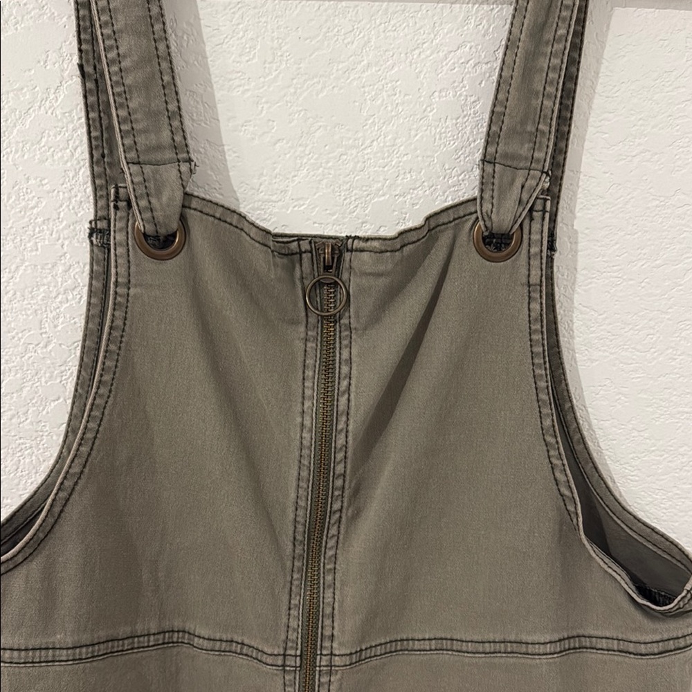 SO Green Sleeveless Square Neck Midi Dress - Picture 5 of 9